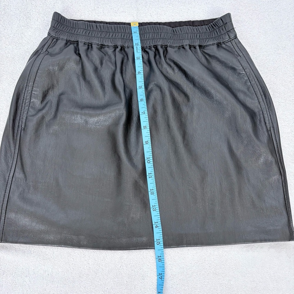 Babaton Mini Black Vegan Leather Elasticated Waistband Skirt Size XS - EUC - Picture 7 of 8